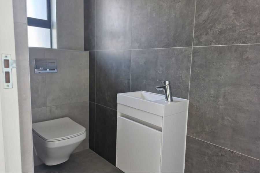42 Bedroom Property for Sale in Sandown Western Cape